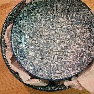 Serving bowl and 4 salad or pasta bowls